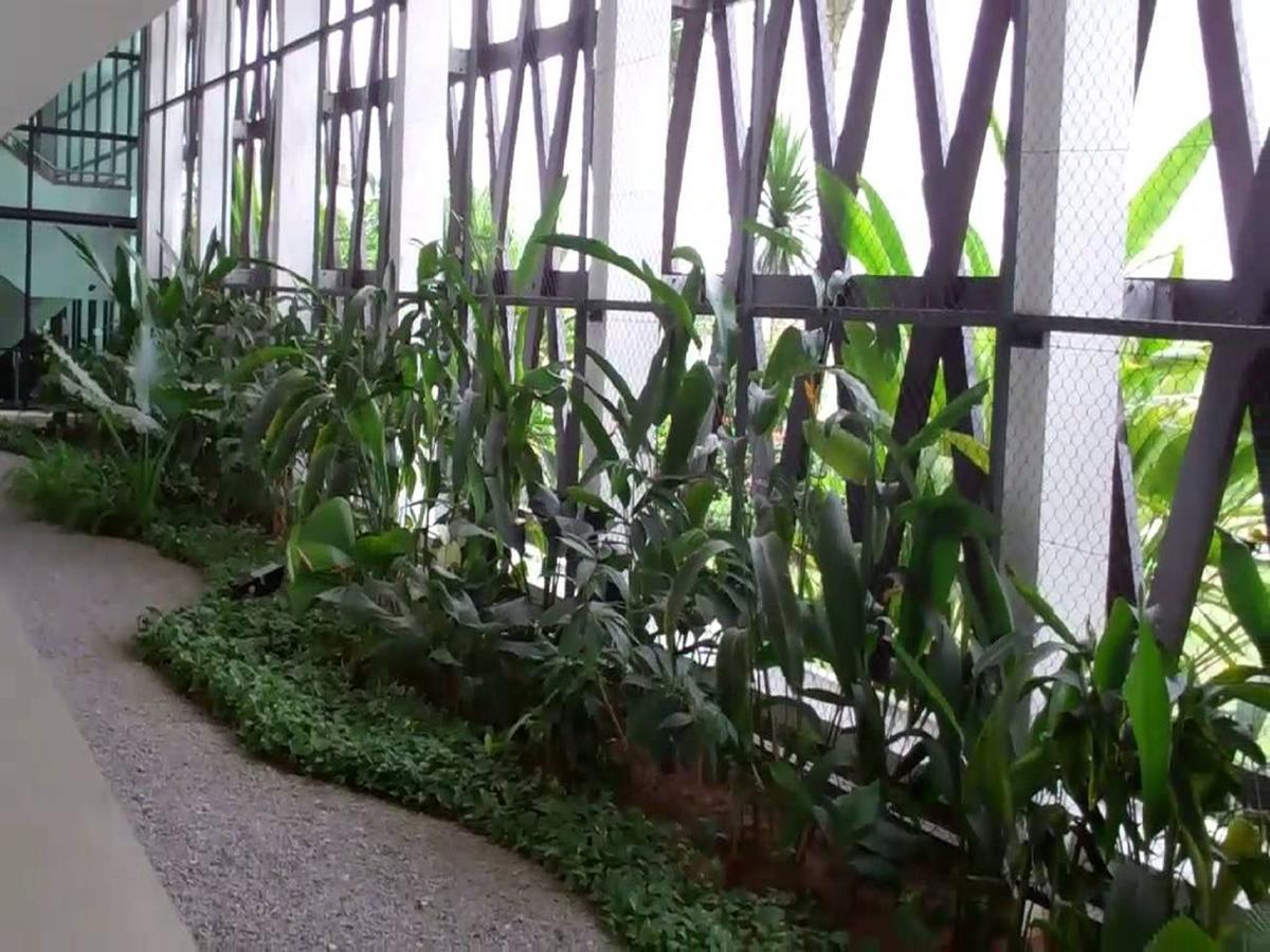 Onomo Hotel Abidjan Exterior photo