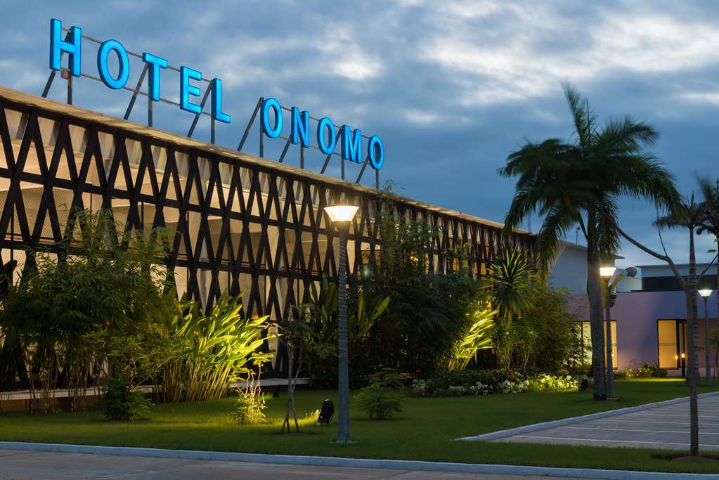 Onomo Hotel Abidjan Exterior photo