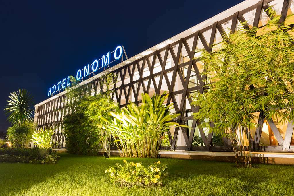 Onomo Hotel Abidjan Exterior photo